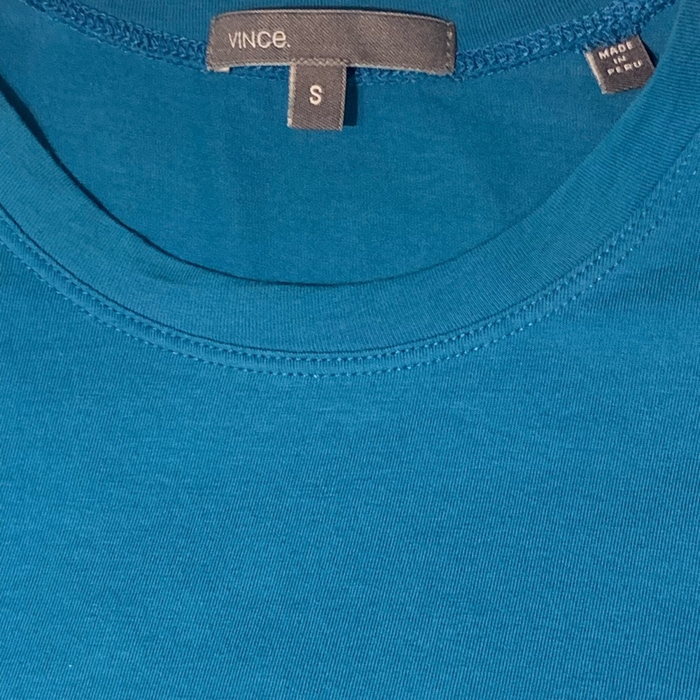 Vince Fitted Tee - Picture 2 of 4
